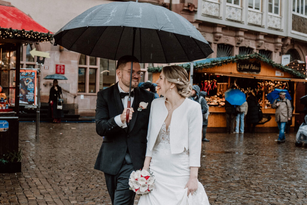 Hochzeitsfotografie am Römer Frankfurt